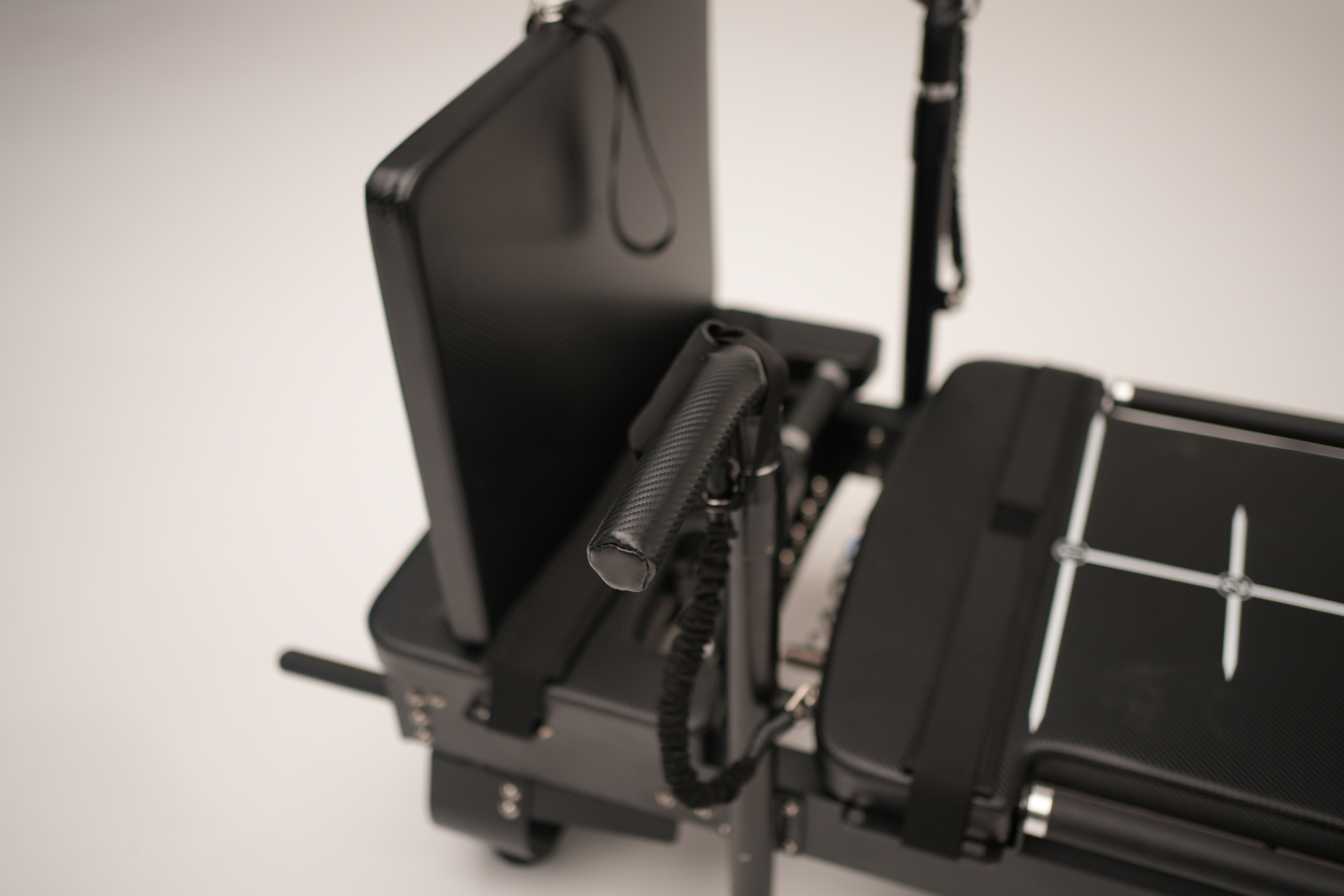 Core Collab Sculptformer Dimi – Compact Lagree-Style Reformer for Home